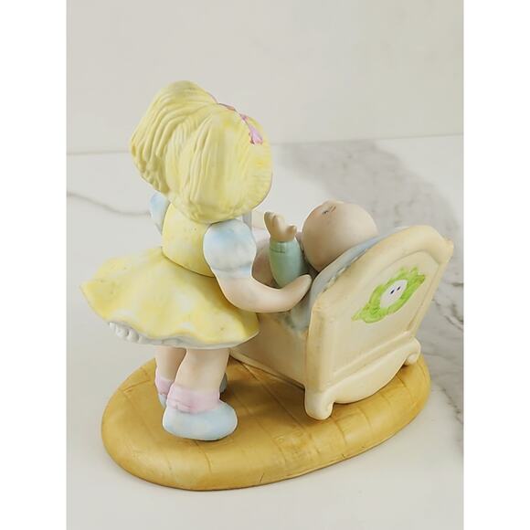 Cabbage Patch Kids Girl w/ Baby in Crib Figurine 1984 Porcelain 4 1/4" Korea - Picture 8 of 14